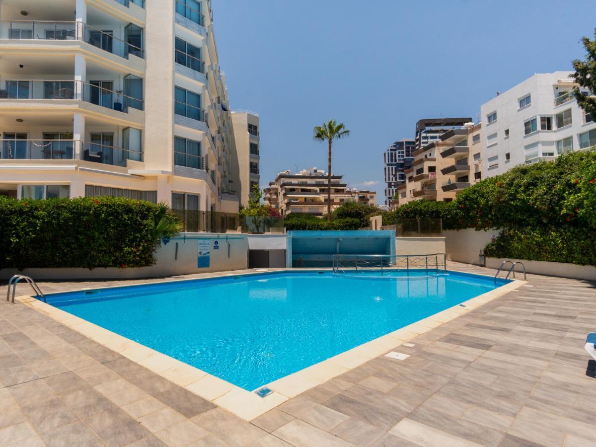 Sanders Ermitage On The Beach - Delightful 1-Bedroom Apartment With Sea View Limassol Exteriör bild